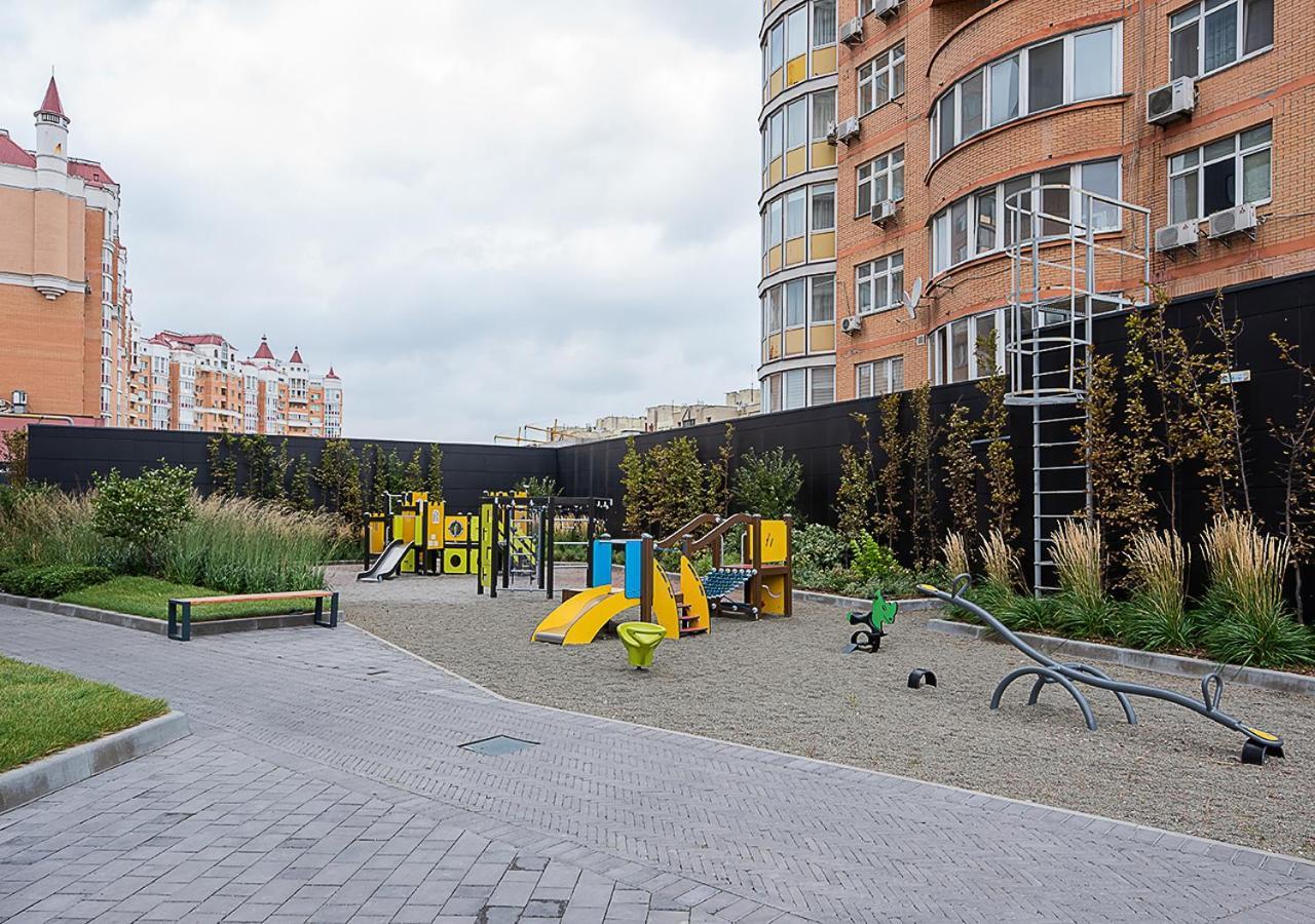 Дизайнерская квартира на Оболони в новом доме ЖК Smart Plaza Obolon Київ Екстер'єр фото