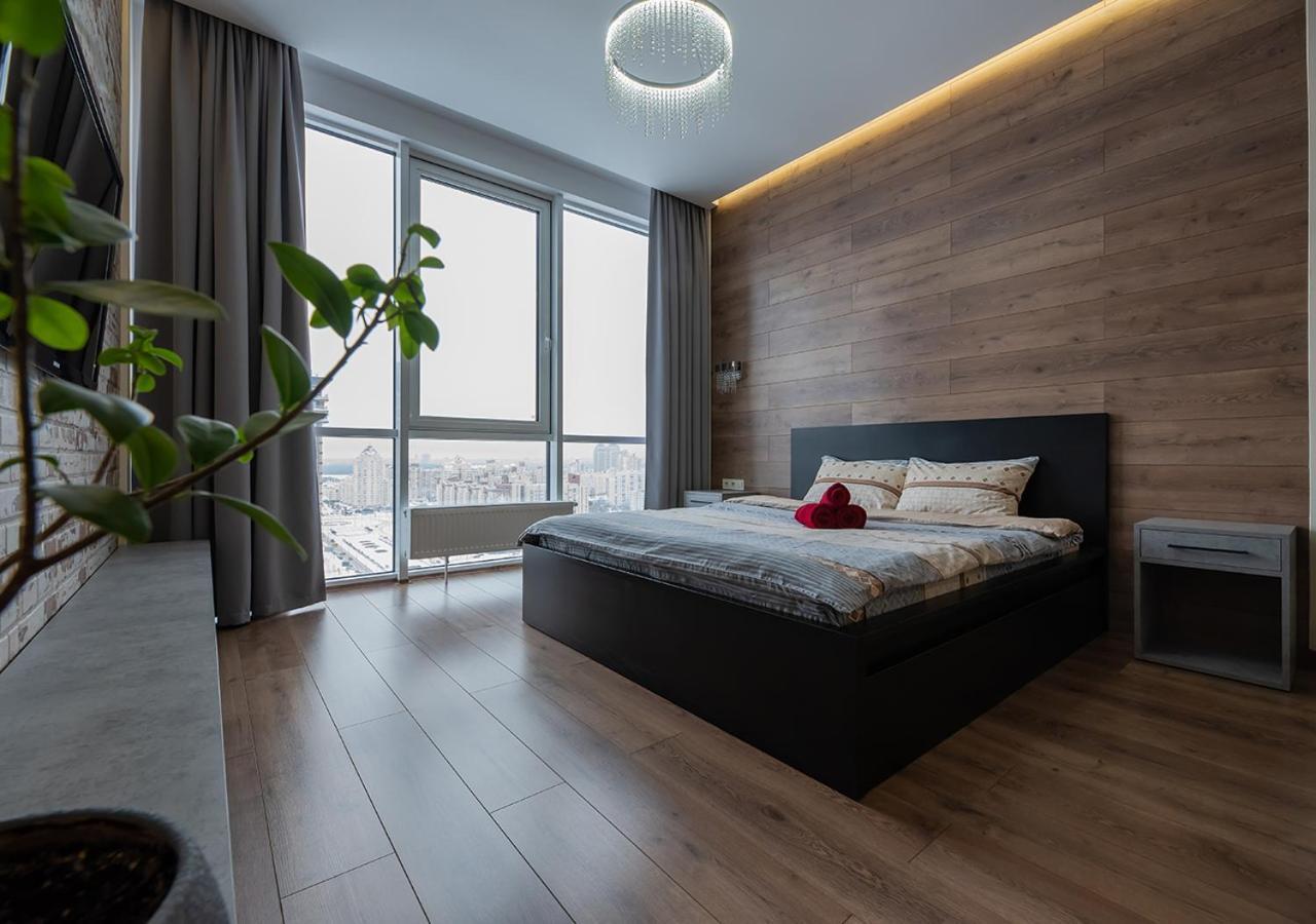 Дизайнерская квартира на Оболони в новом доме ЖК Smart Plaza Obolon Київ Екстер'єр фото